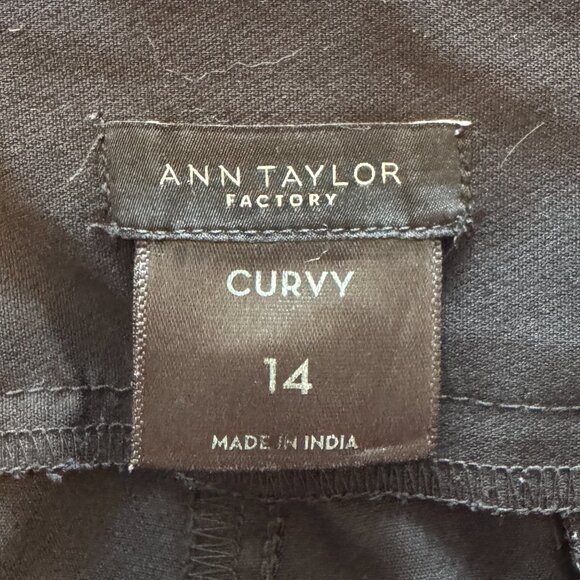 Ann Taylor Factory Curvy Bootcut Pants Trousers Black Size 14 EUC - Picture 4 of 9